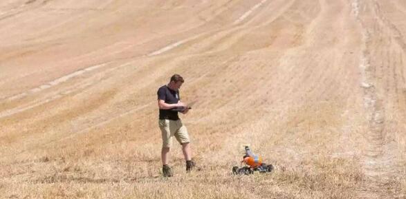 農業(yè)機器人 農業(yè)機器人